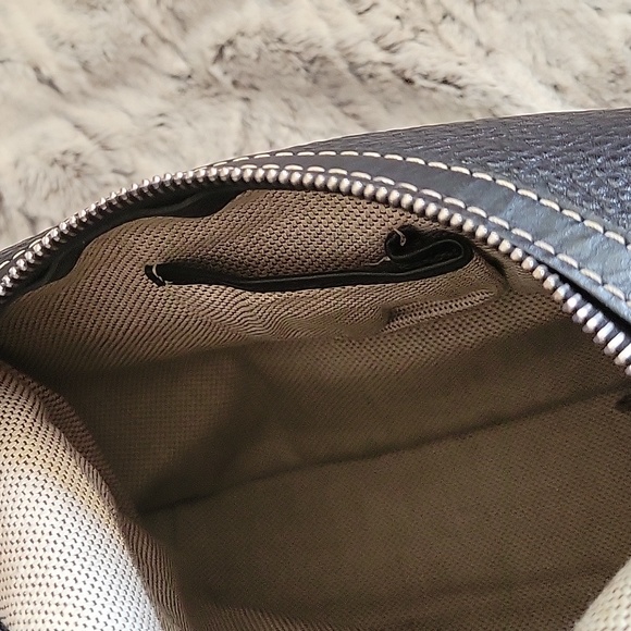 Dooney and Bourke ladies black  shoulder bag - Picture 7 of 8